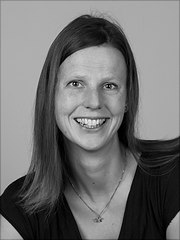 This is a portrait of Linda Baumbach.