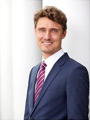 This is a portrait of Jonas Schreyögg